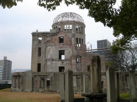 hiroshima,nagasaki,günther anders,paul valéry,hannah arendt,la fin de l'histoire,la bombe atomique
